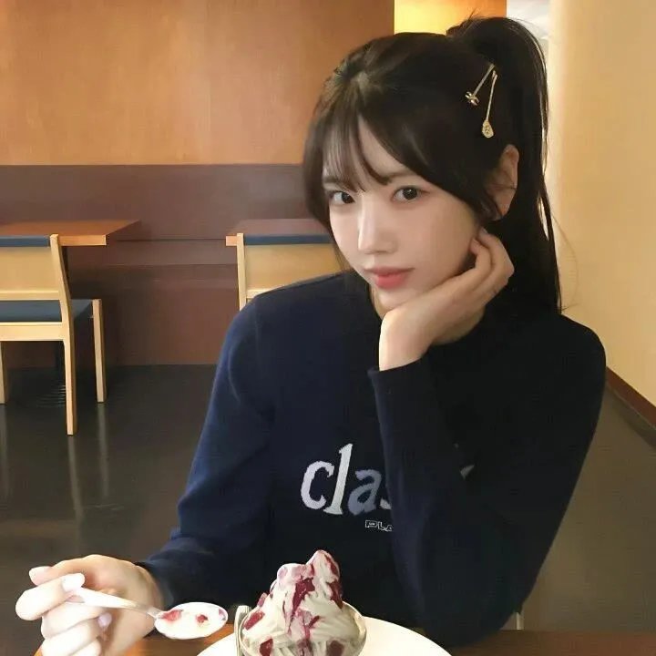 俏女怀春